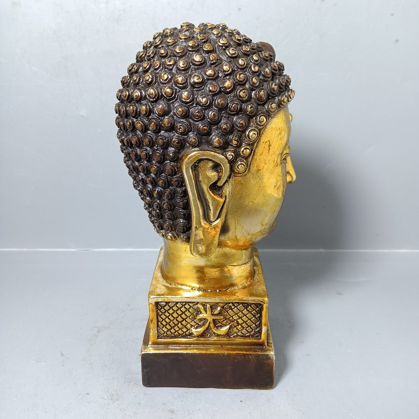 Chinese antique pure copper Shakyamuni ornaments
