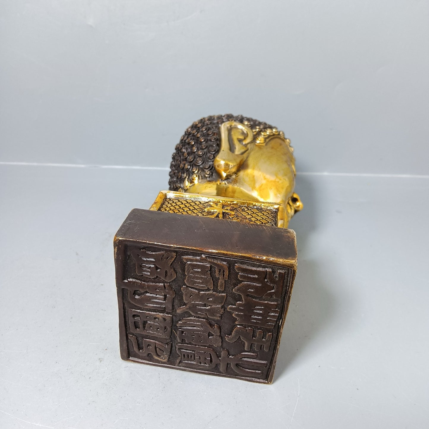 Chinese antique pure copper Shakyamuni ornaments