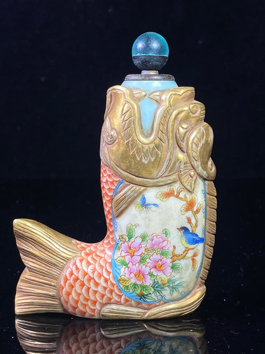Chinese antique glass painted enamel fish shaped snuff bottle