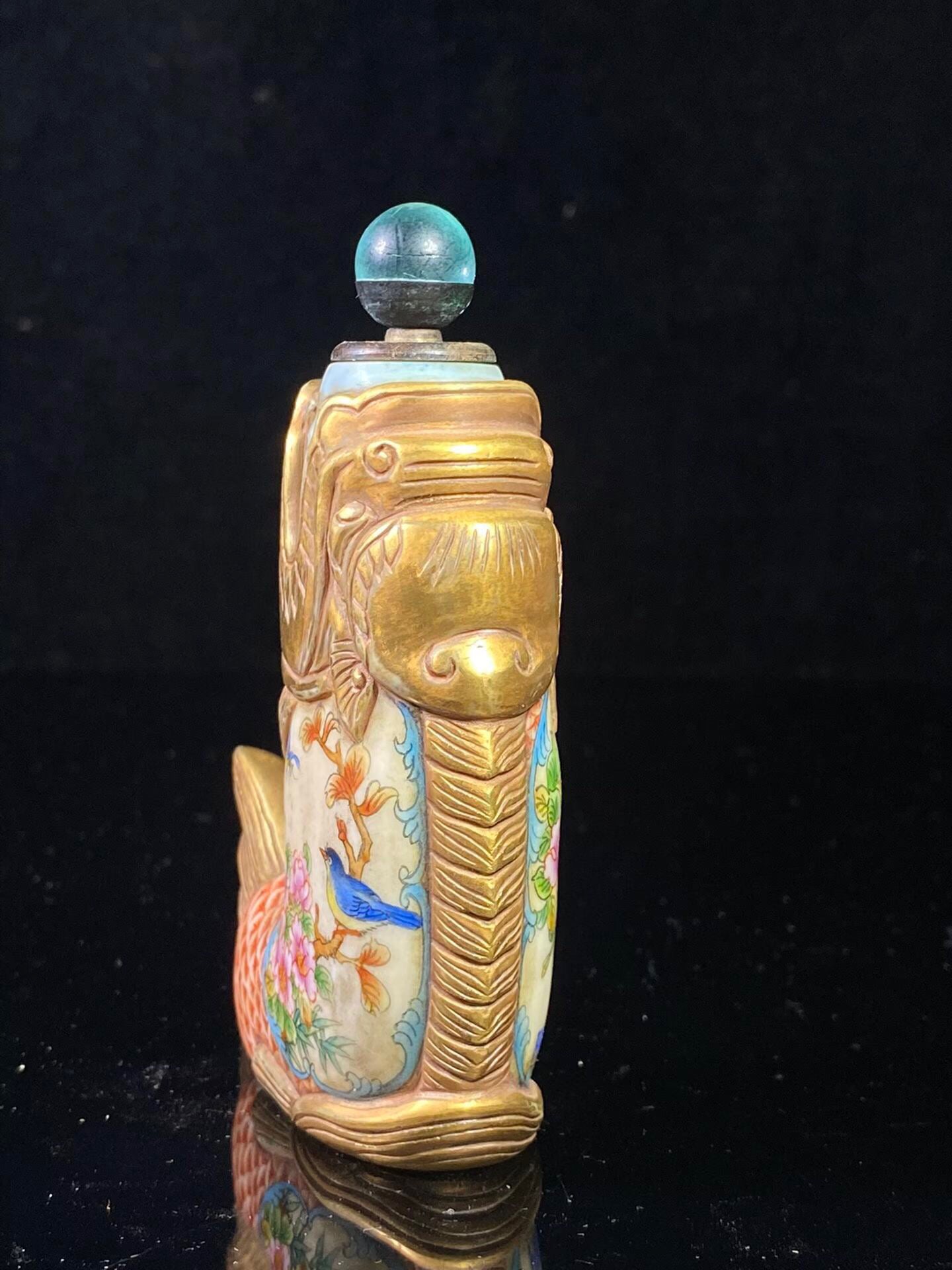 Chinese antique glass painted enamel fish shaped snuff bottle