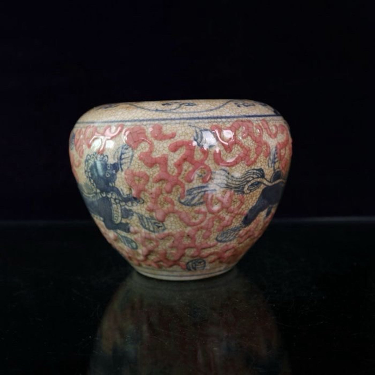 Ceramic blue and white glazed ceiling jar