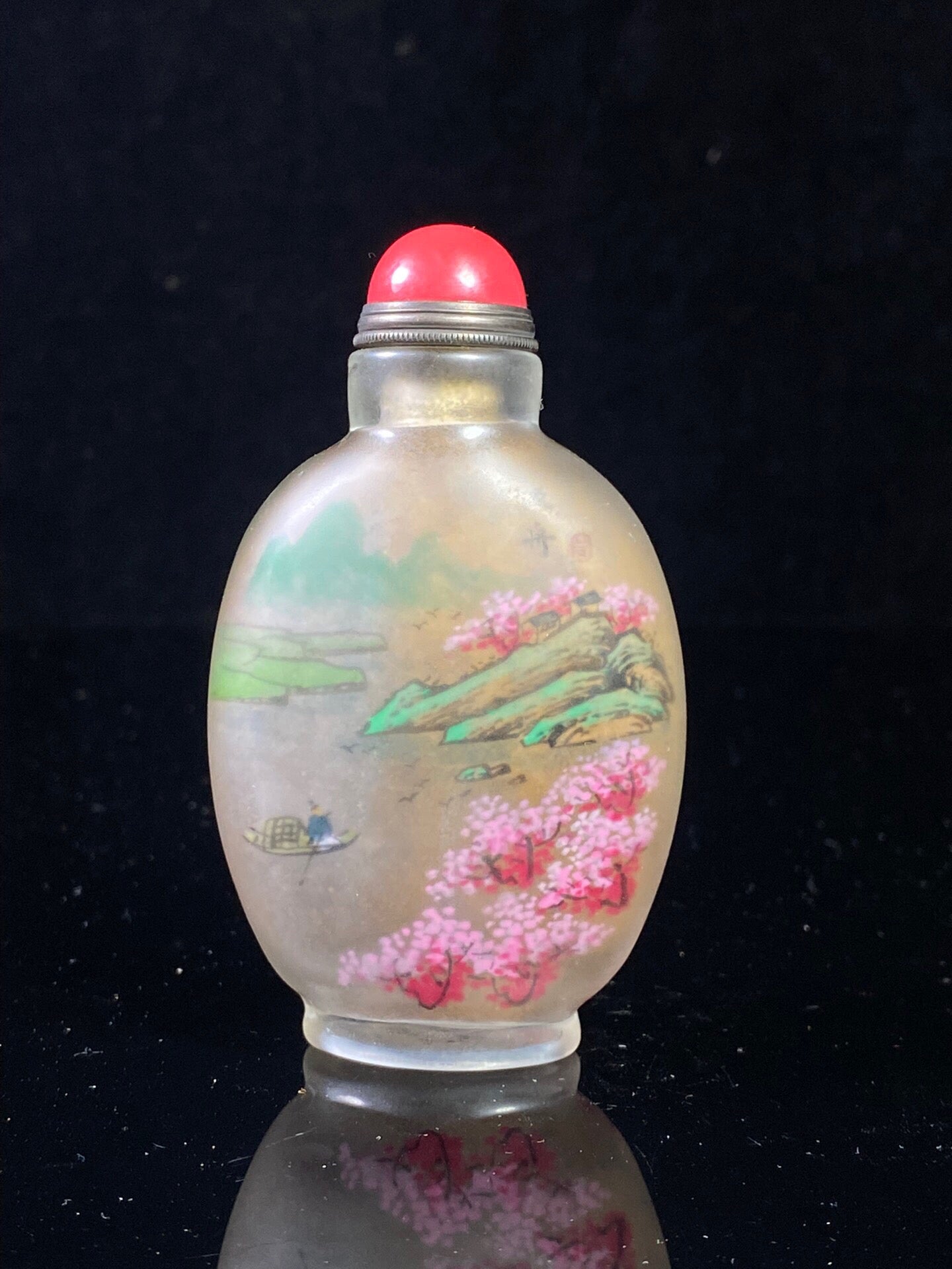 Chinese antique glass inner painted snuff bottle