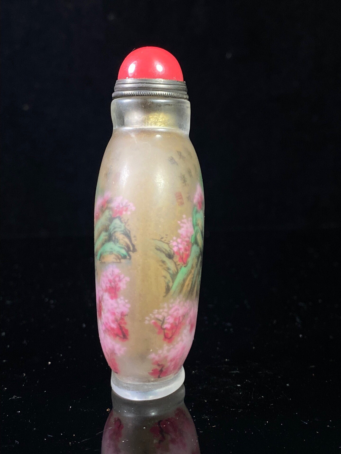 Chinese antique glass inner painted snuff bottle