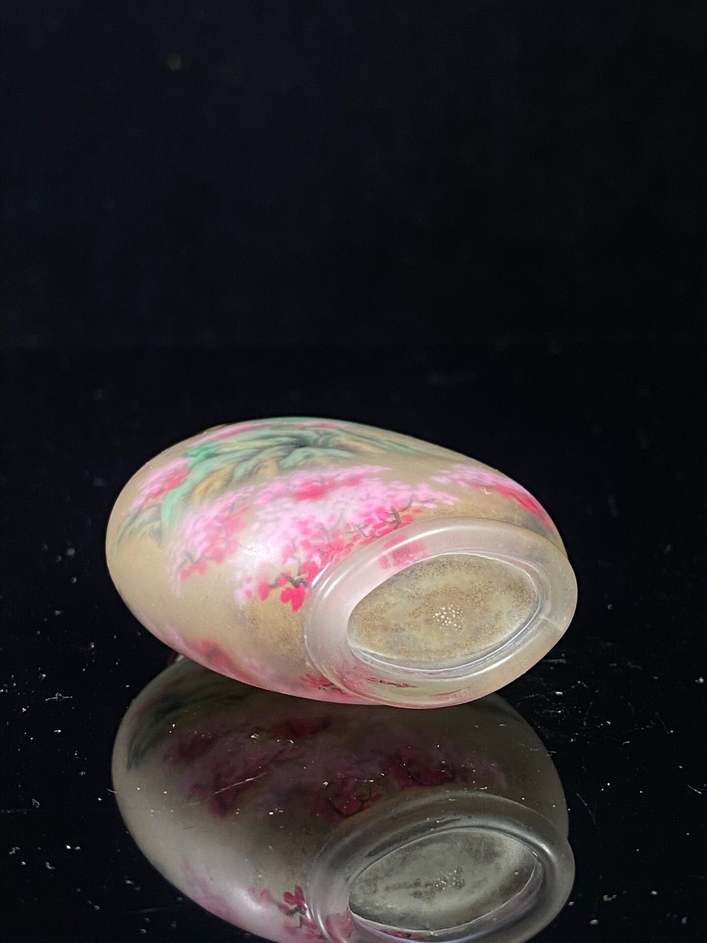Chinese antique glass inner painted snuff bottle