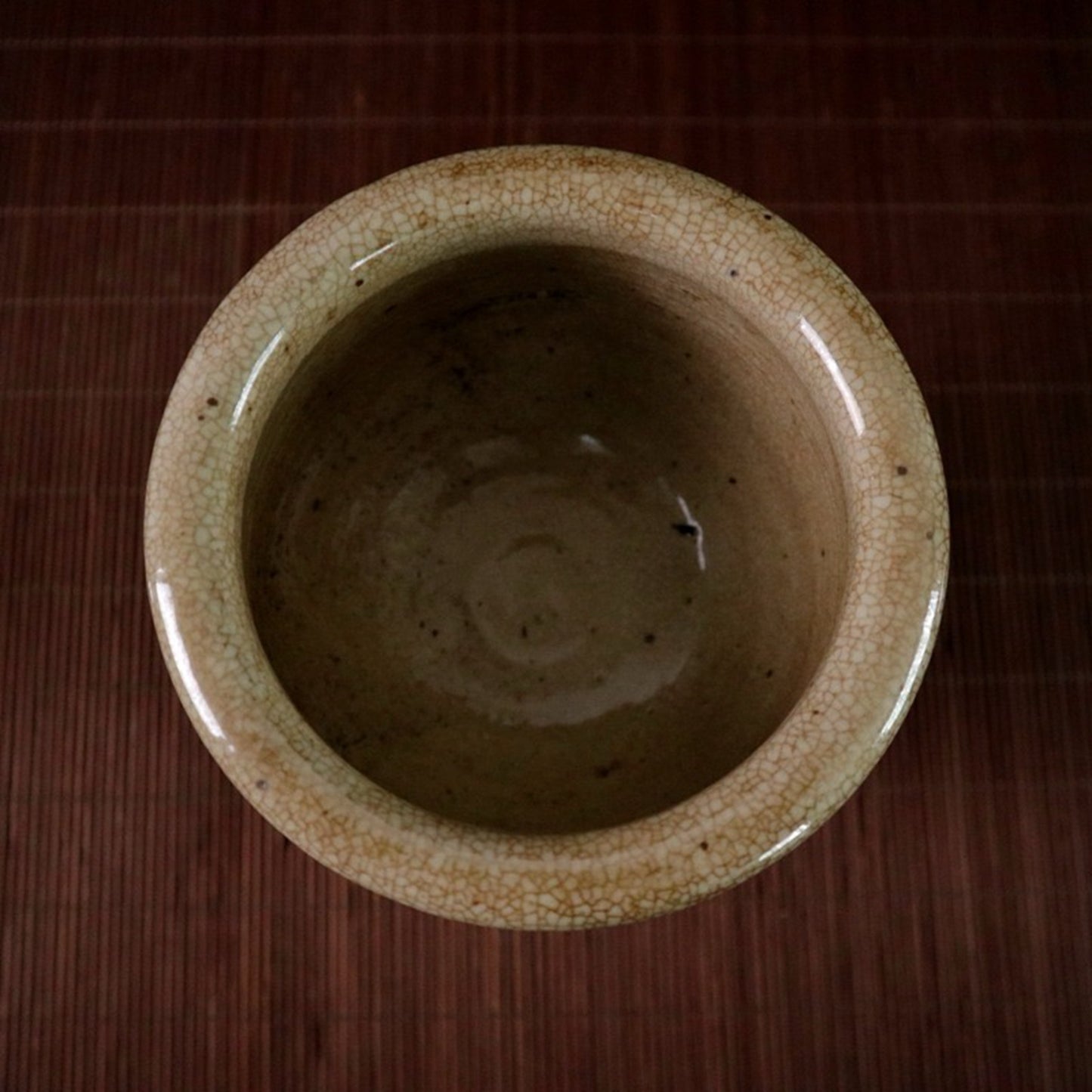 Ceramic blue and white glazed ceiling jar