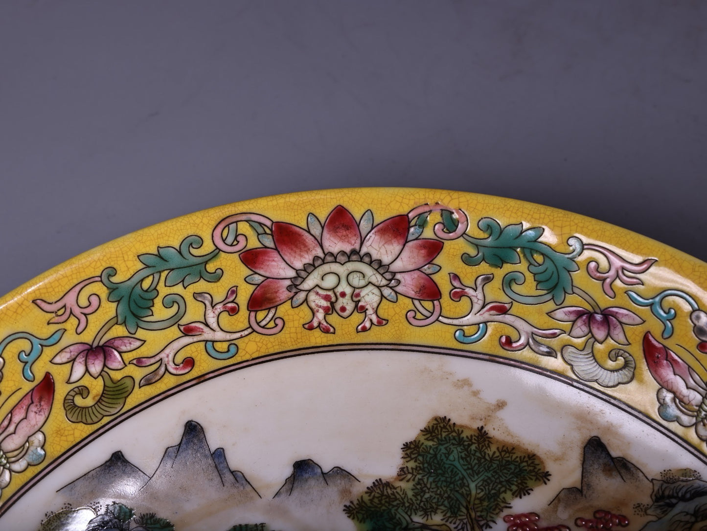 Pure hand-painted enamel powder porcelain plate