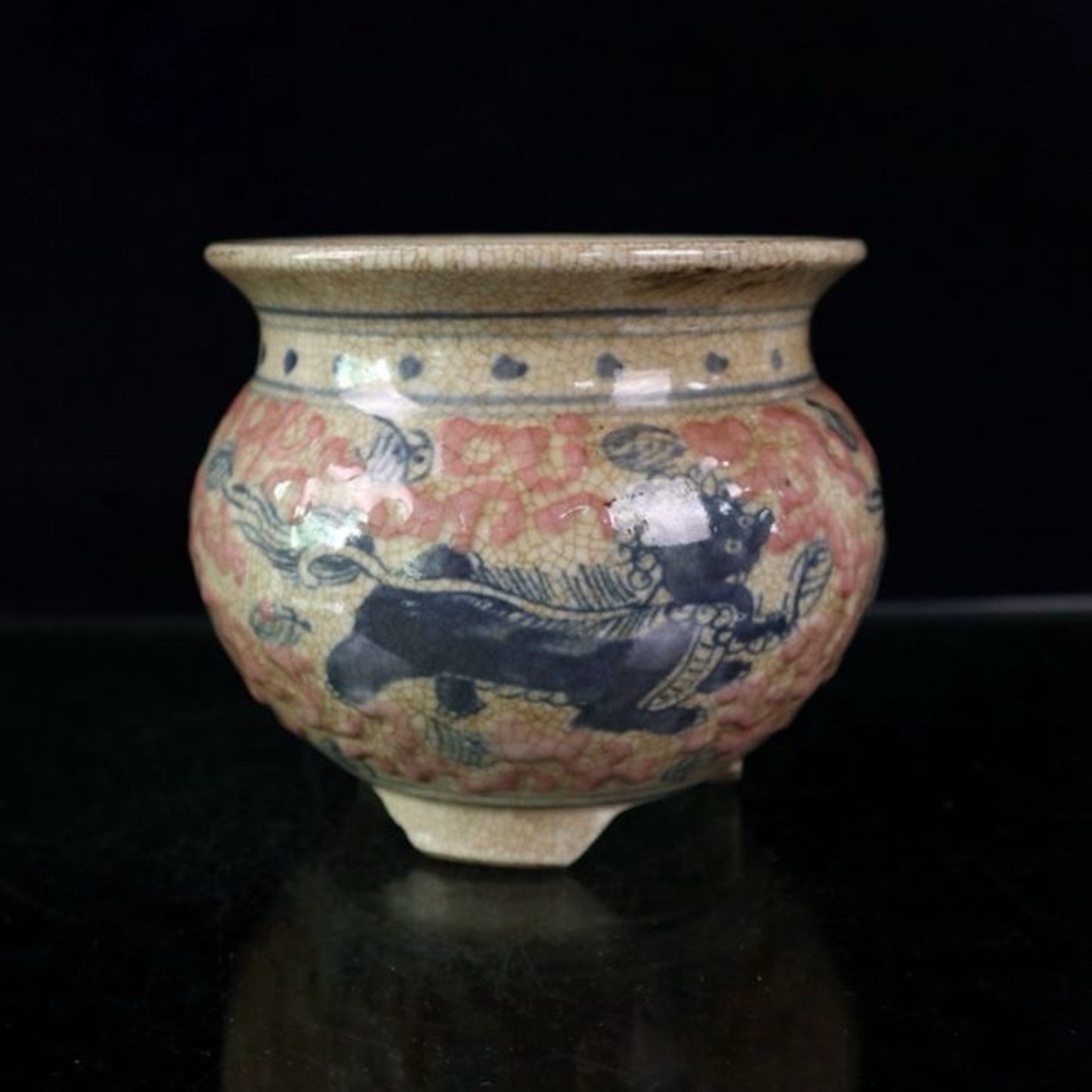 Ceramic blue and white glazed red lion pattern incense burner