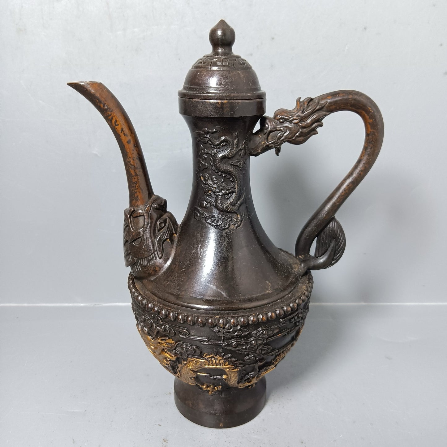 Chinese antique pure copper dragon pot ornament