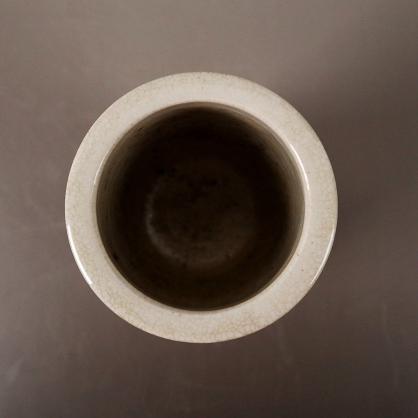 Ceramic blue and white glazed pen holder