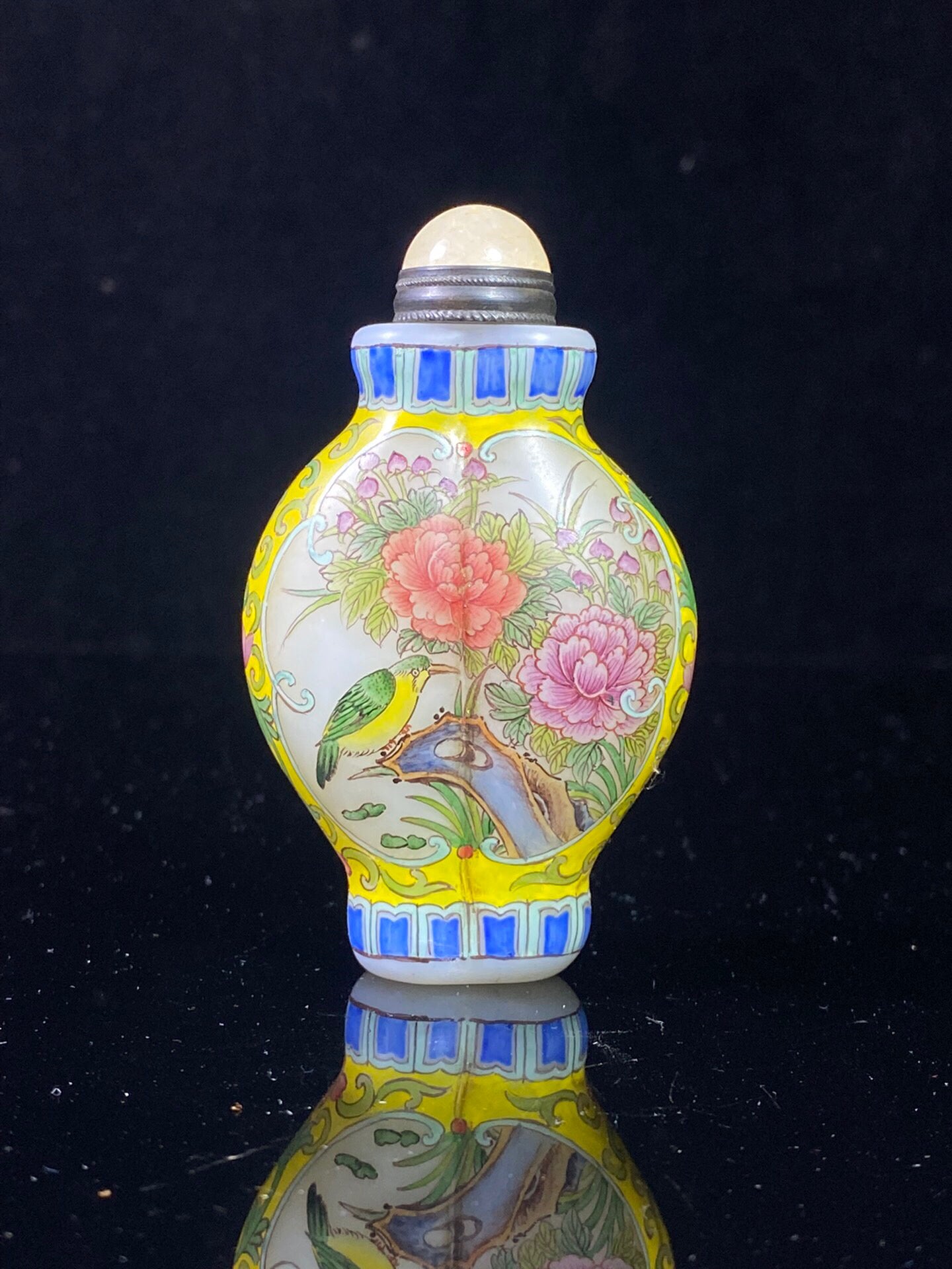 Chinese antique glass painting enamel colored snuff bottle