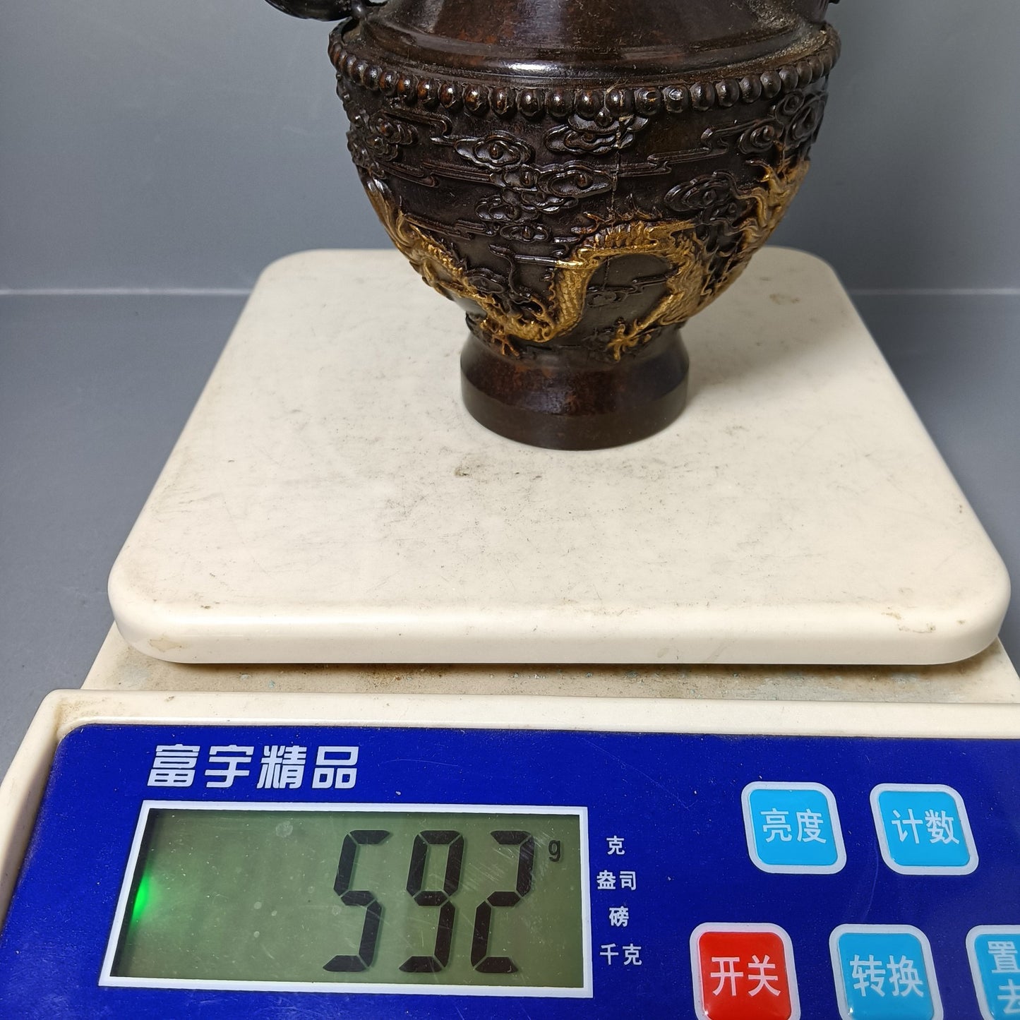 Chinese antique pure copper dragon pot ornament