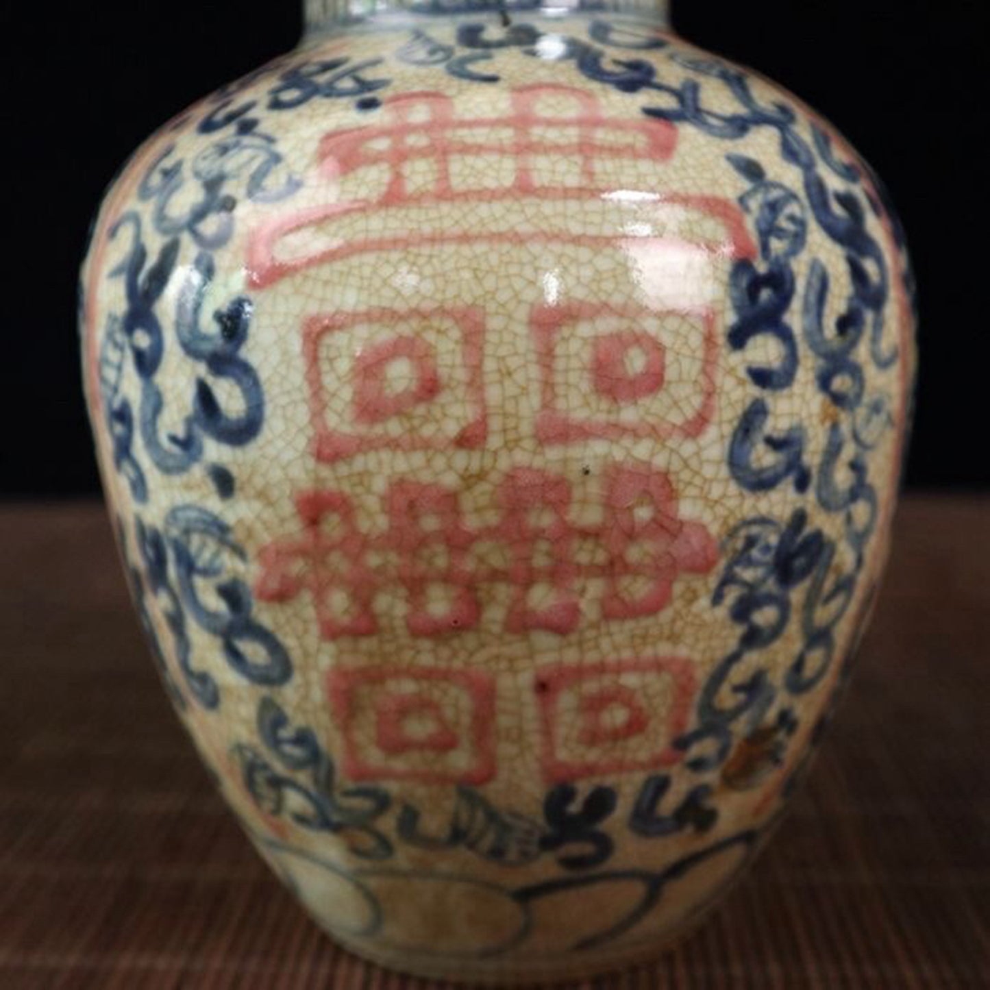 Ceramic blue and white glazed ceiling jar