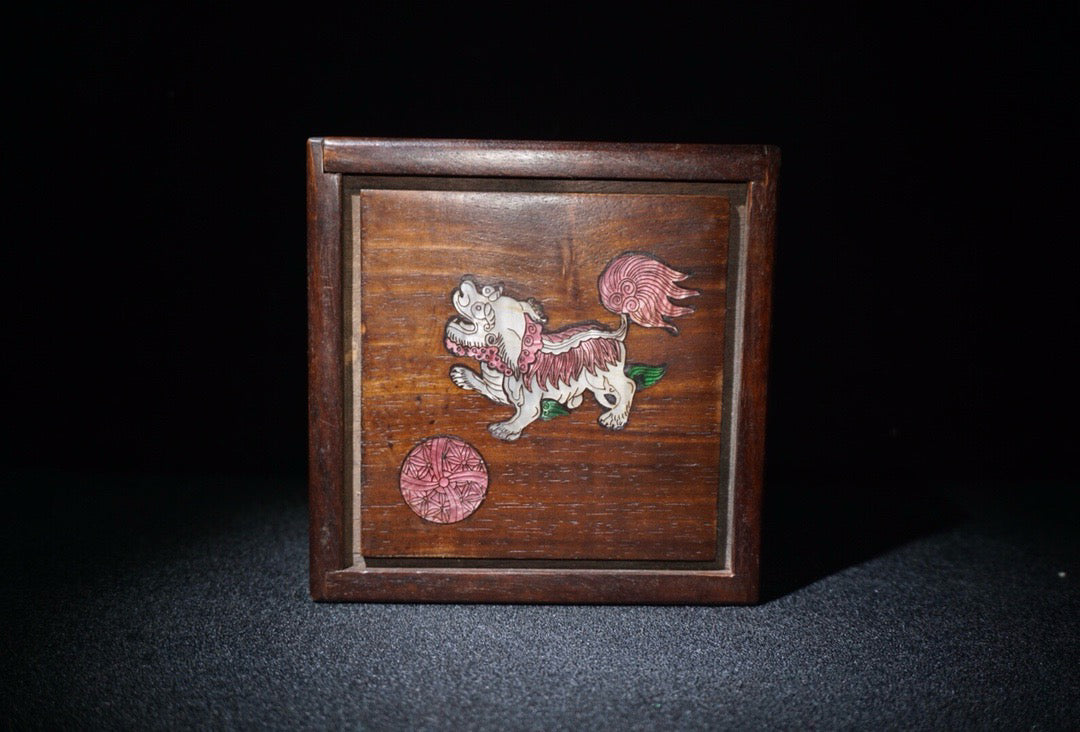 Rosewood inlaid shell mechanism box