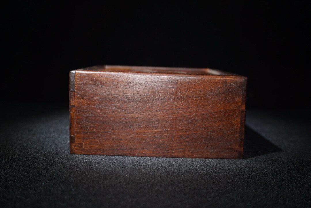 Rosewood inlaid shell mechanism box