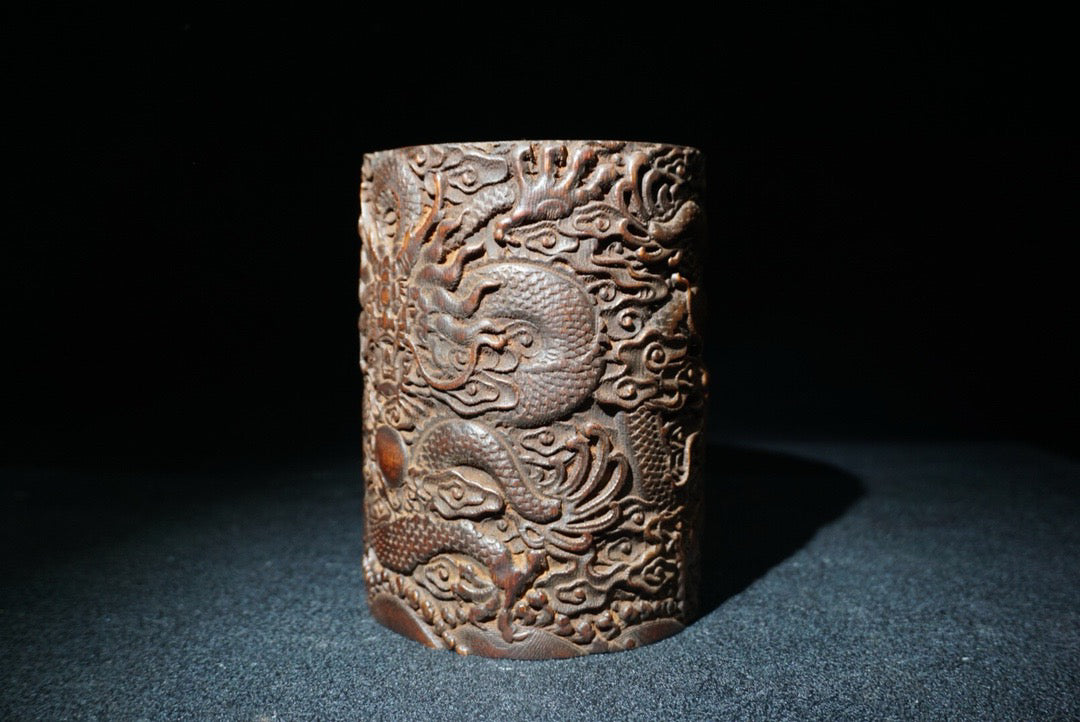 Bamboo carved dragon patterned study pen holder