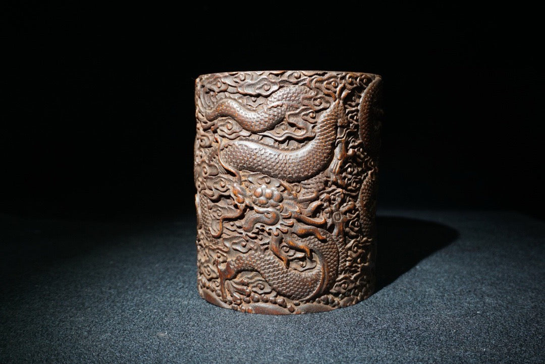 Bamboo carved dragon patterned study pen holder