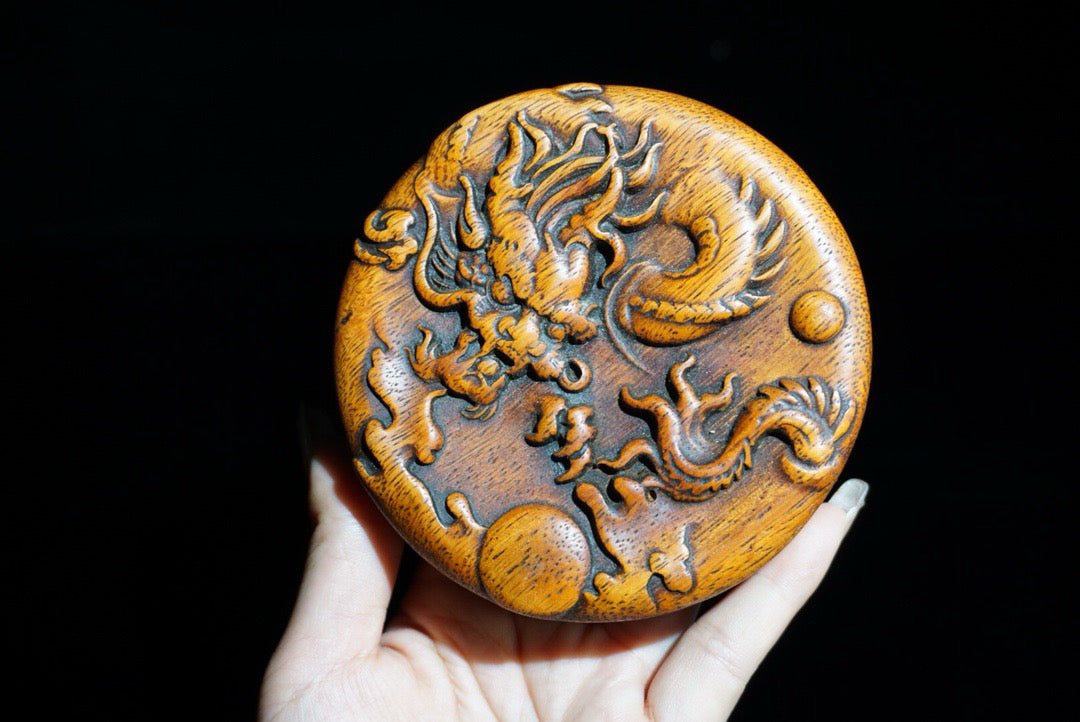 Hua Li Mu finely carved small inkstone