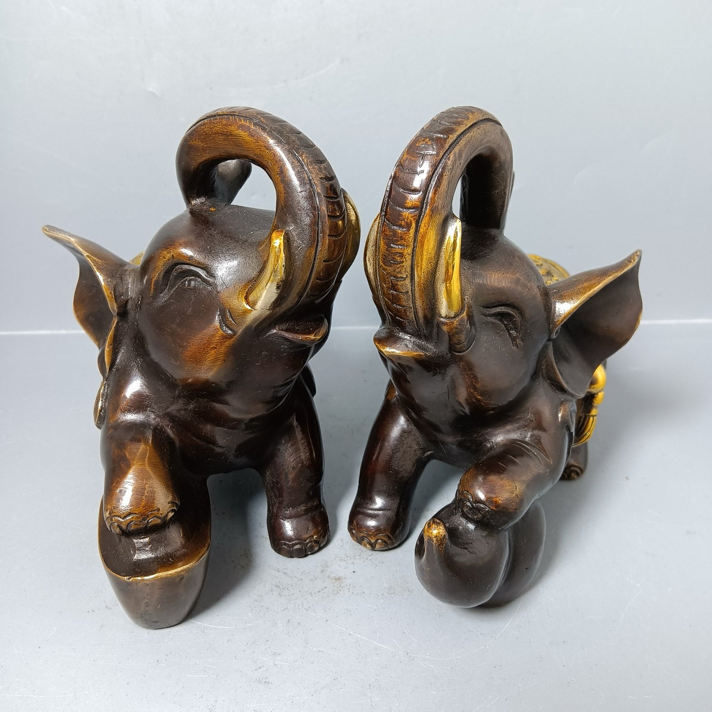 Chinese antique pure copper wealth luck ornament
