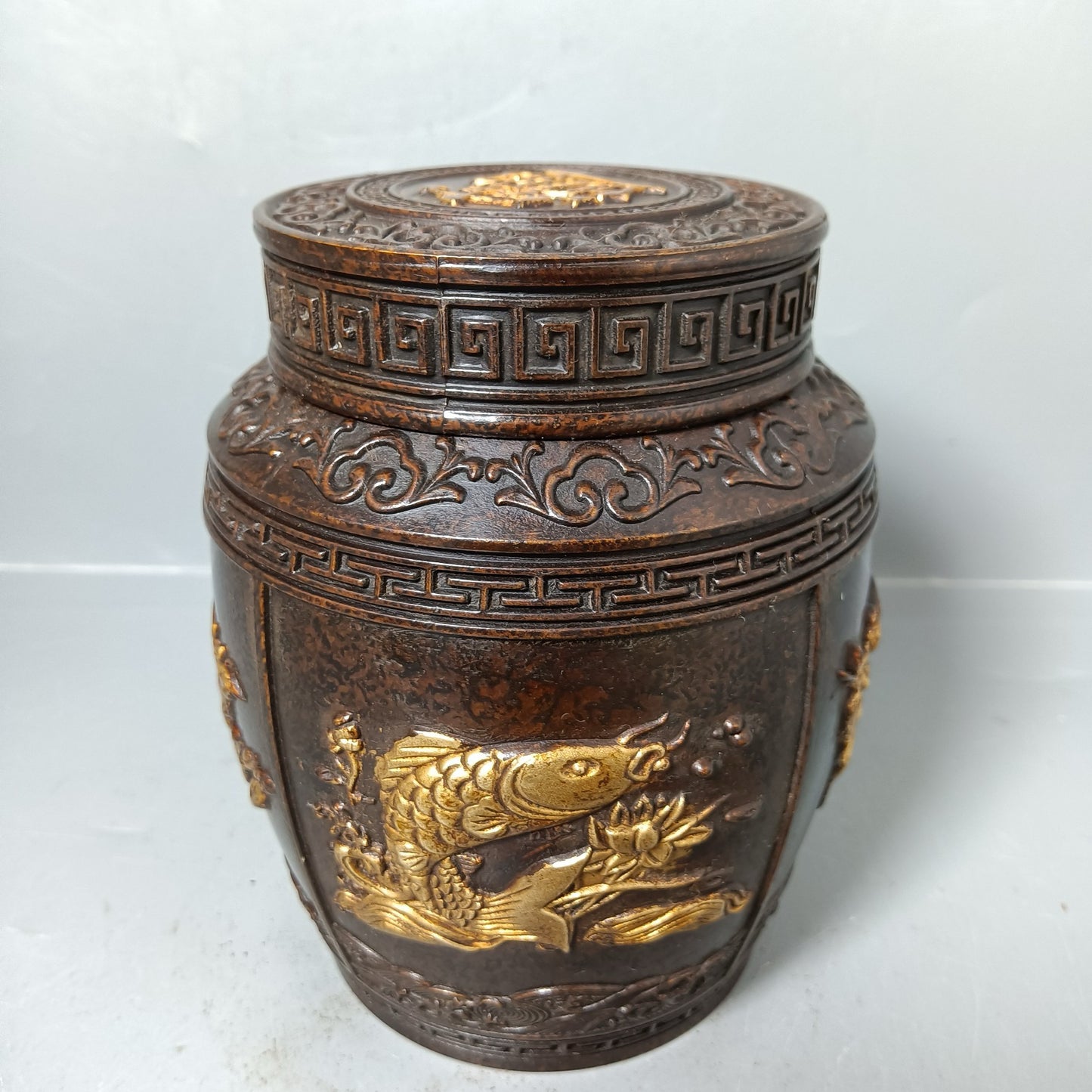 Chinese antique pure copper fish tea jar ornaments