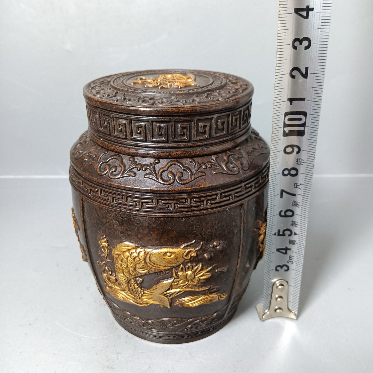 Chinese antique pure copper fish tea jar ornaments