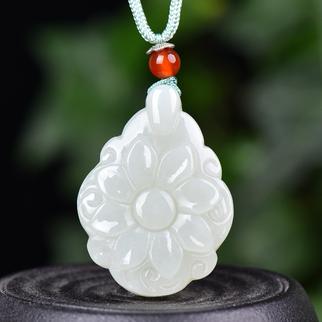 Hotan Jade Prosperity and Auspicious Flower Pendant