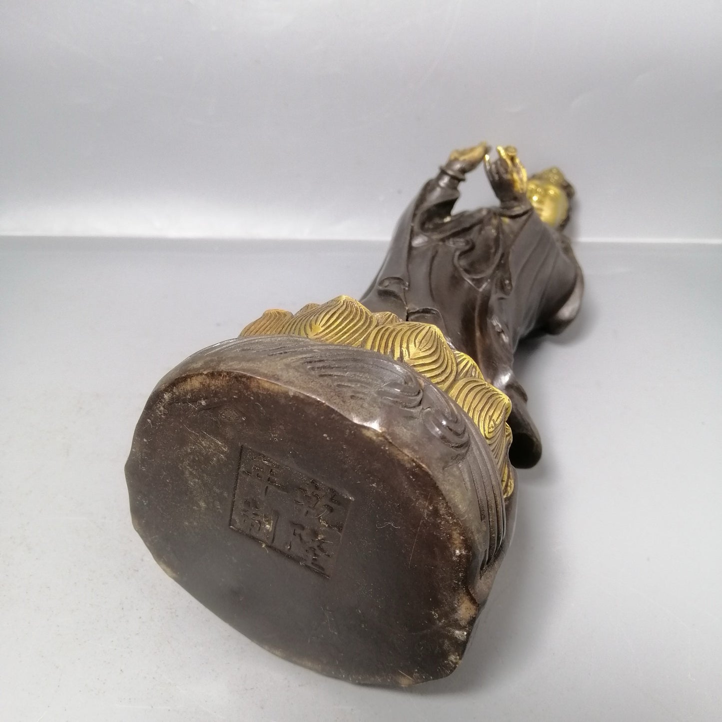 Chinese antique pure copper Guanyin ornaments