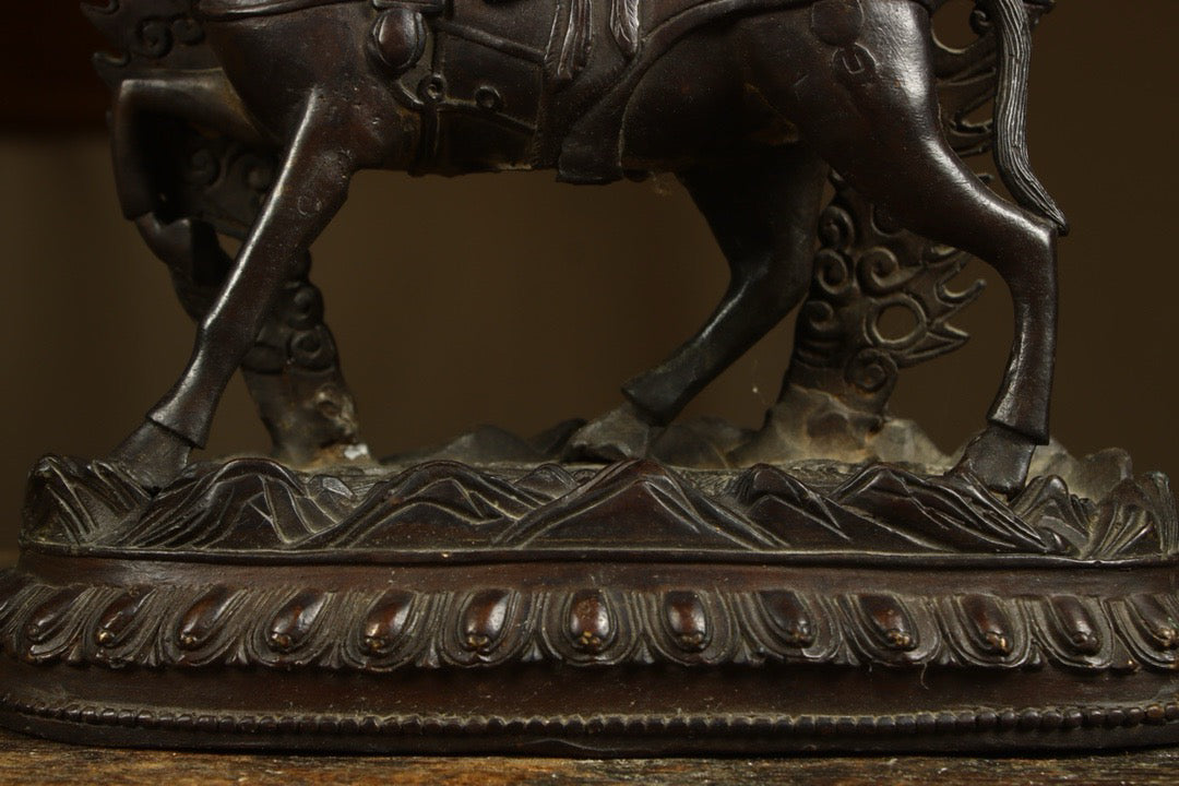 Handmade copper gilded gold statue to create an auspicious Heavenly Mother