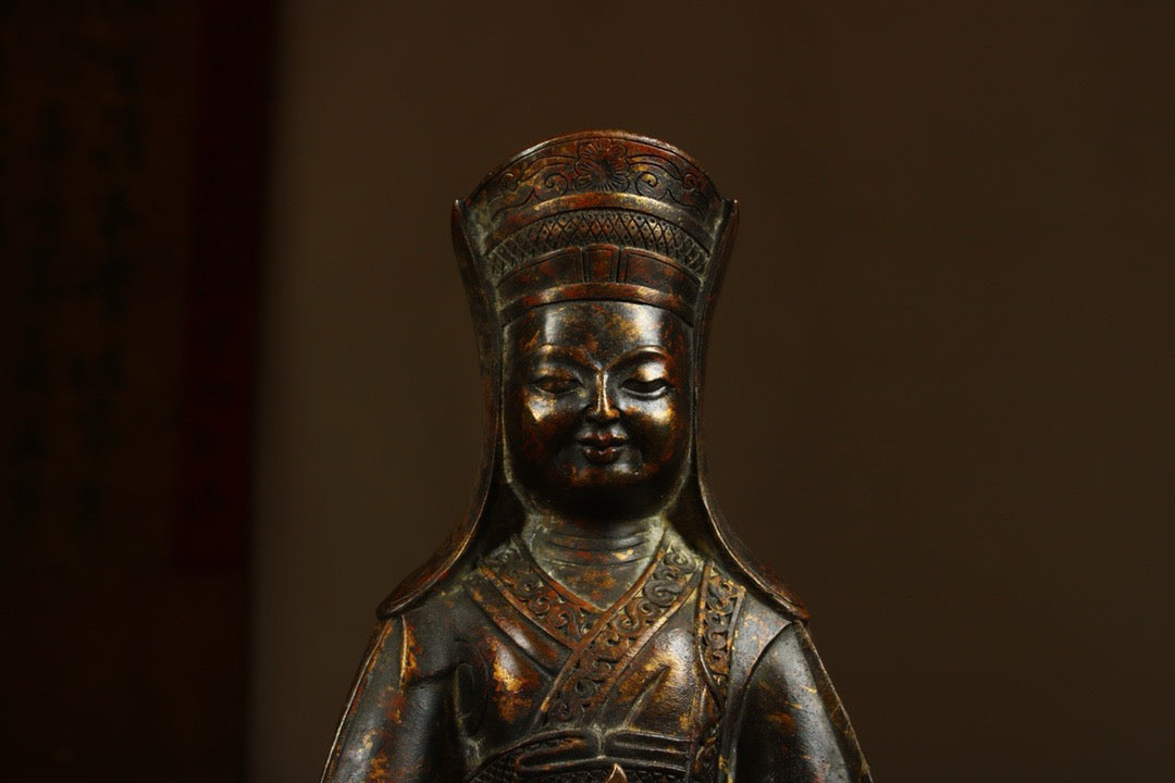 Handmade copper gilded gold statue to create an auspicious Heavenly Mother