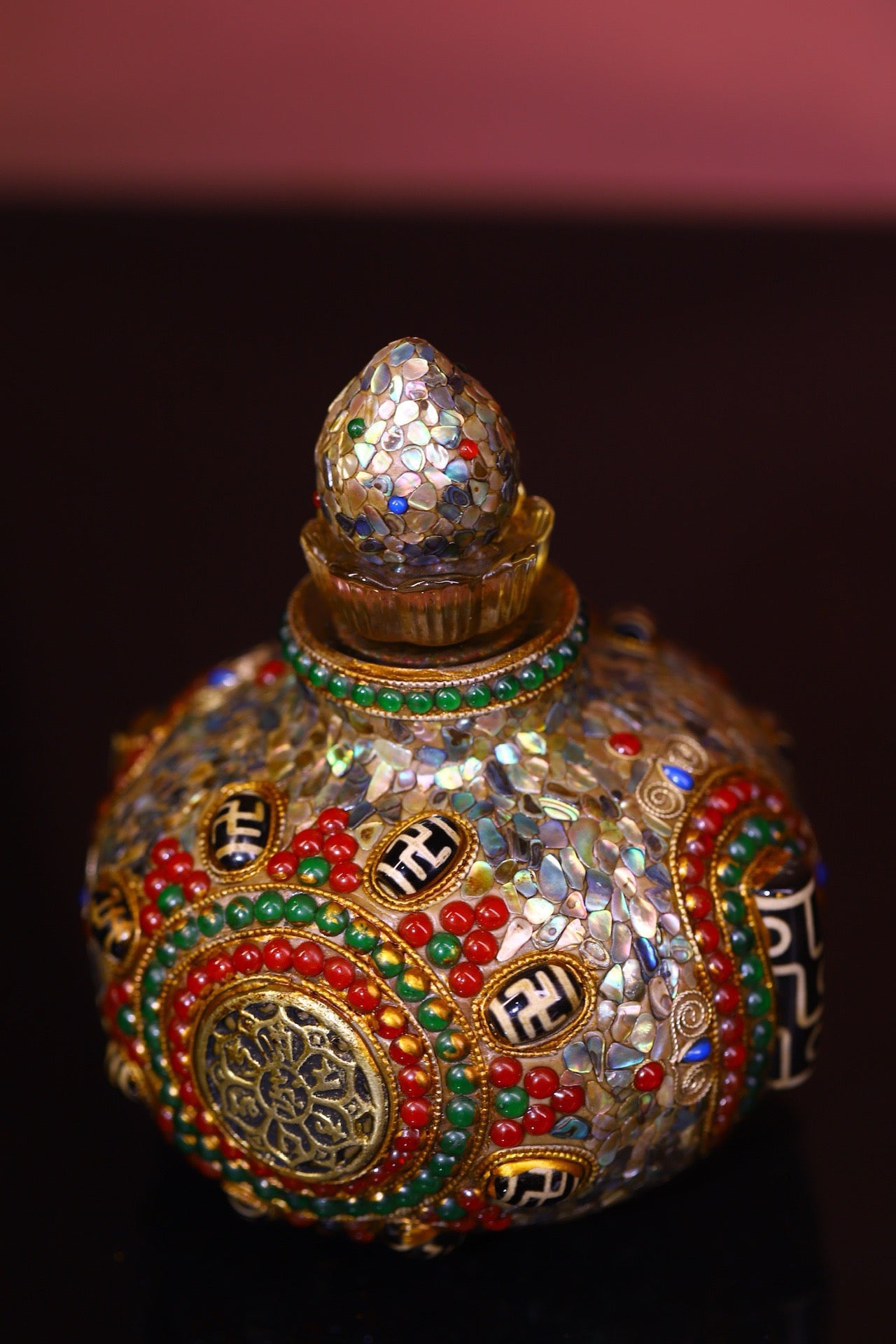 Crystal carving, inlaid with celestial beads, gemstone pagoda