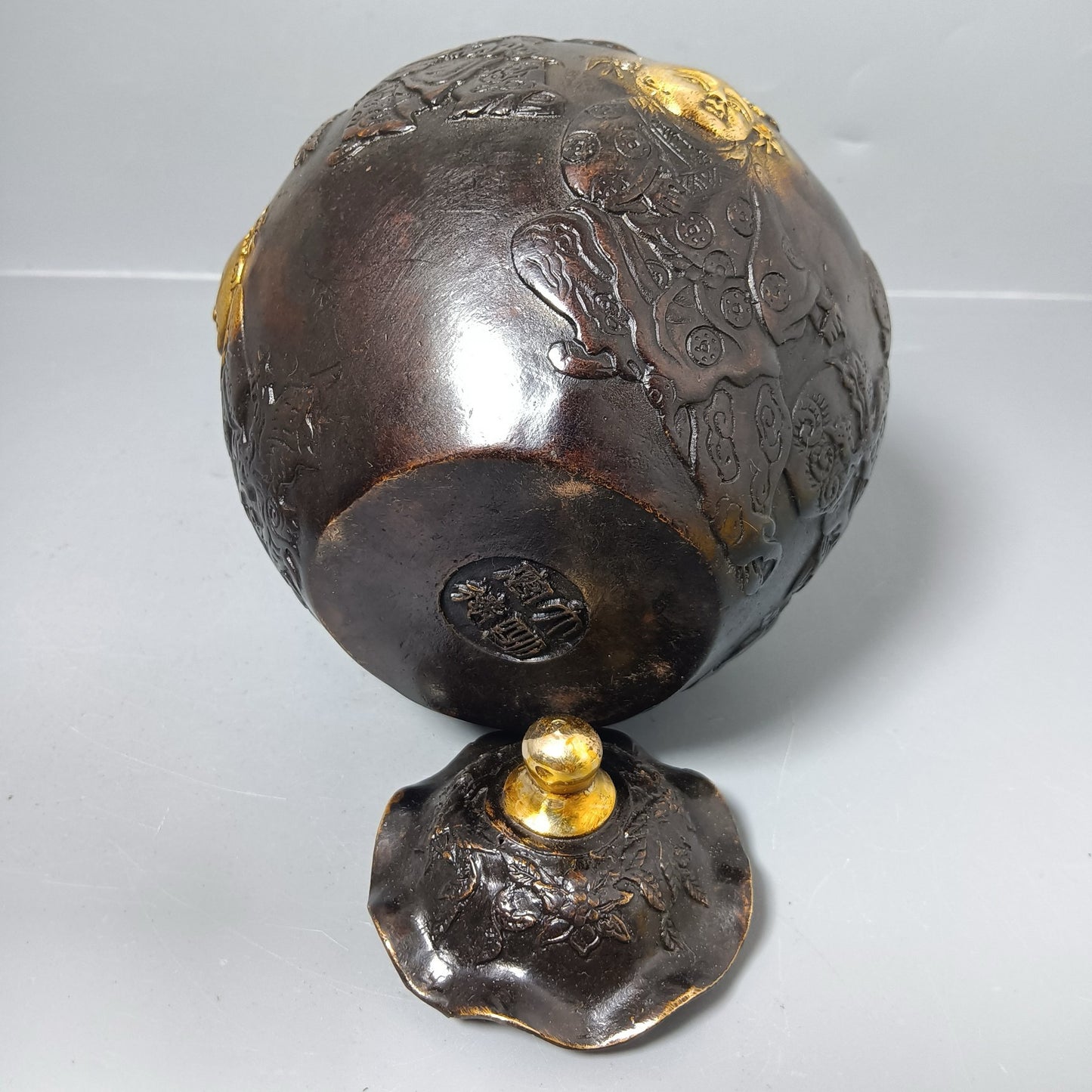Chinese antique pure copper general ornament