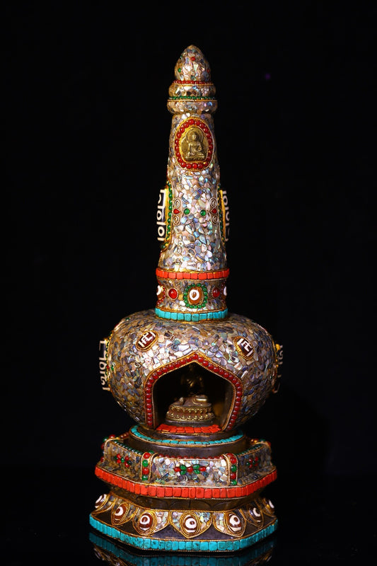 Crystal carving, inlaid with heavenly beads, gemstone Shakyamuni Buddha Pagoda