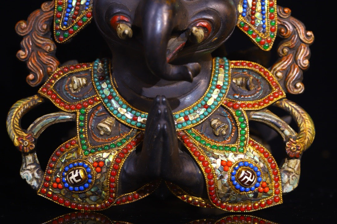Made of pure copper by hand, carved with an elephant trunk and the God of Wealth