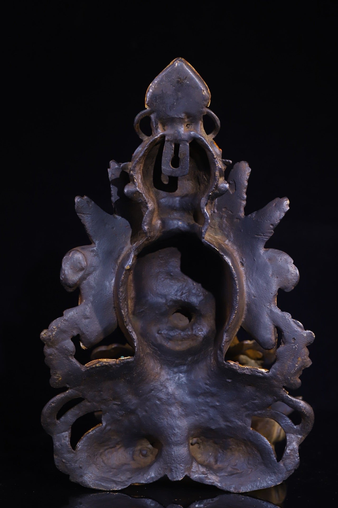 Made of pure copper by hand, carved with an elephant trunk and the God of Wealth