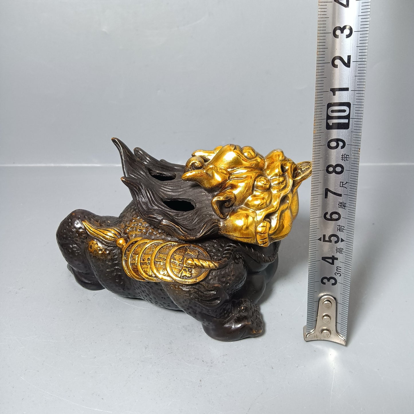 Chinese antique pure copper golden toad ornaments