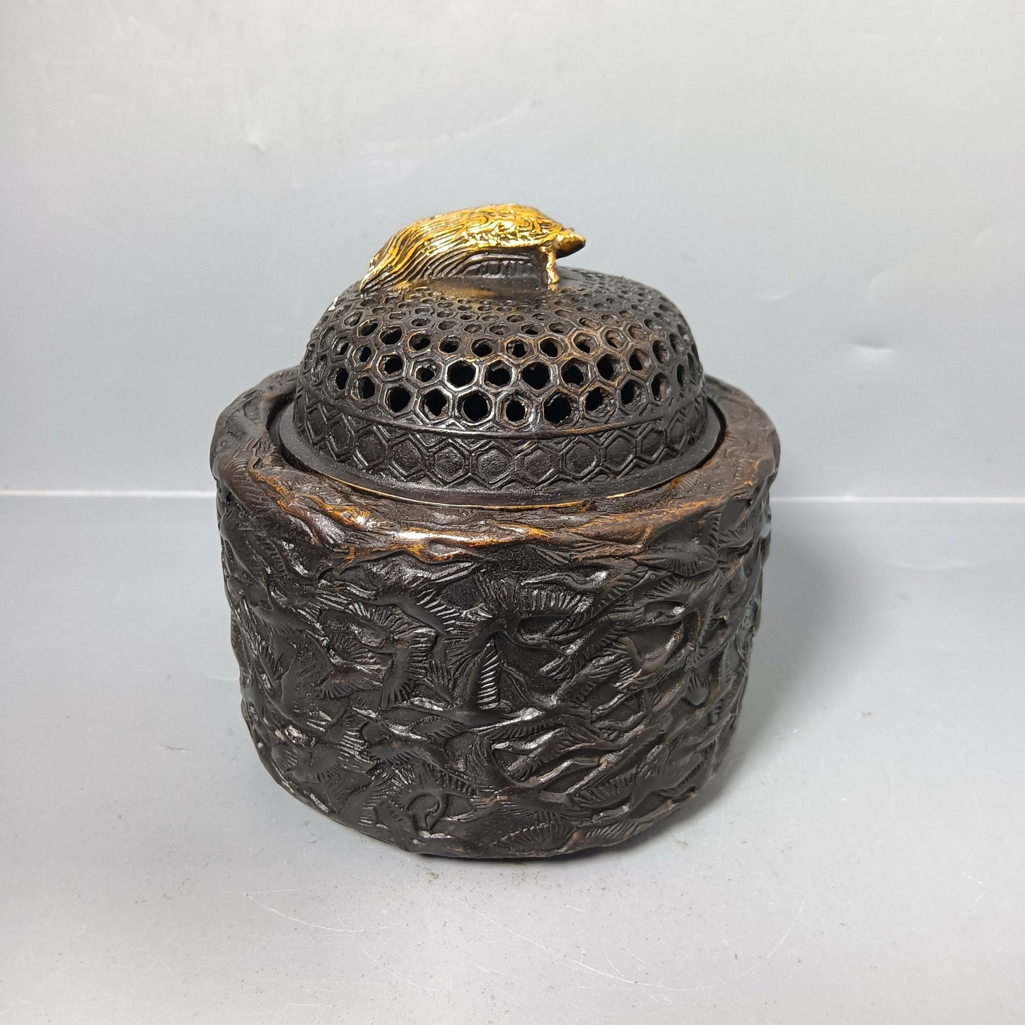 Chinese antique pure copper Qianhe furnace ornaments