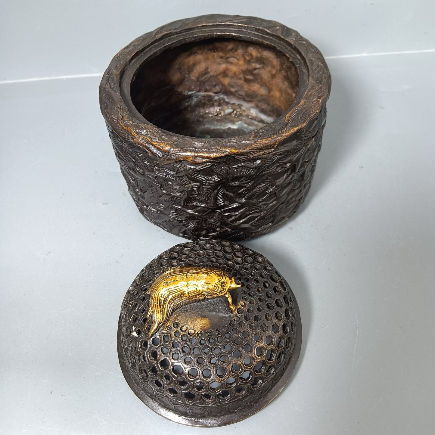 Chinese antique pure copper Qianhe furnace ornaments