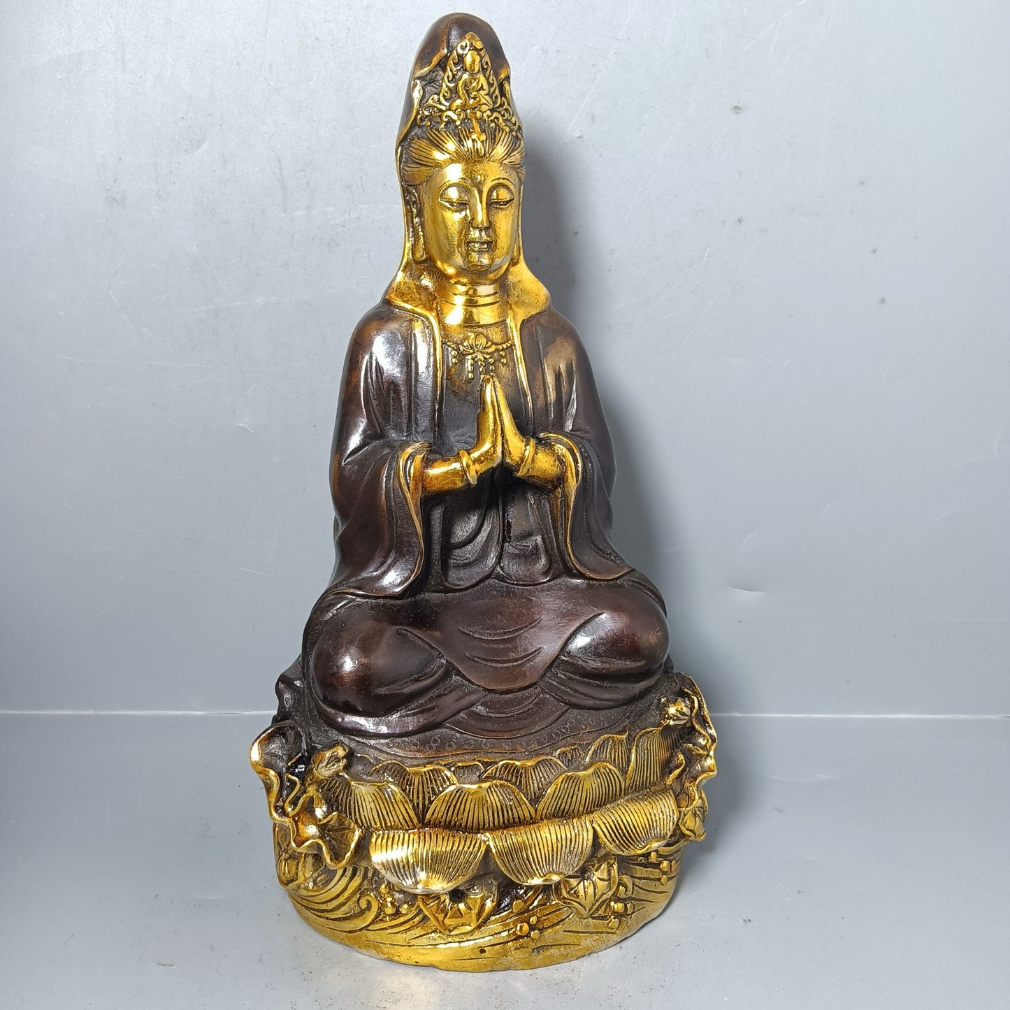 Chinese antique pure copper Guanyin ornaments