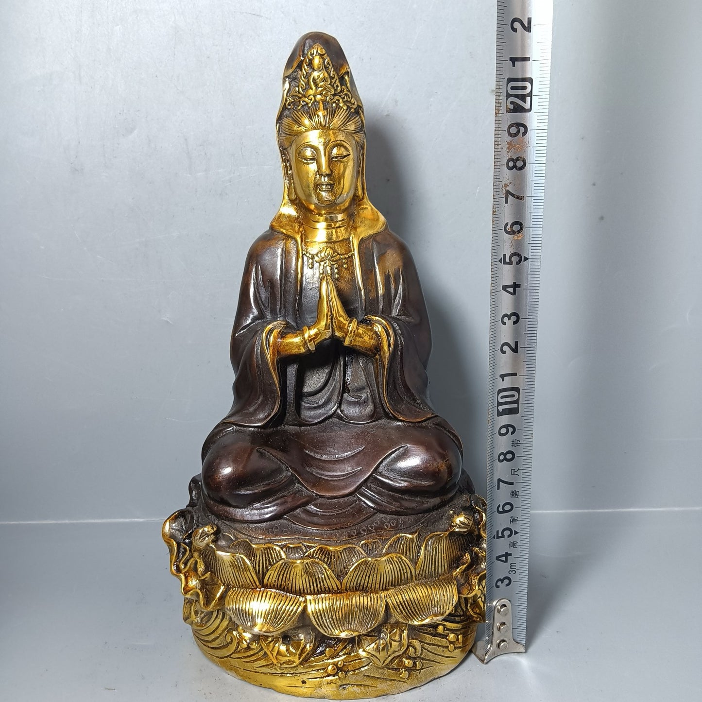 Chinese antique pure copper Guanyin ornaments
