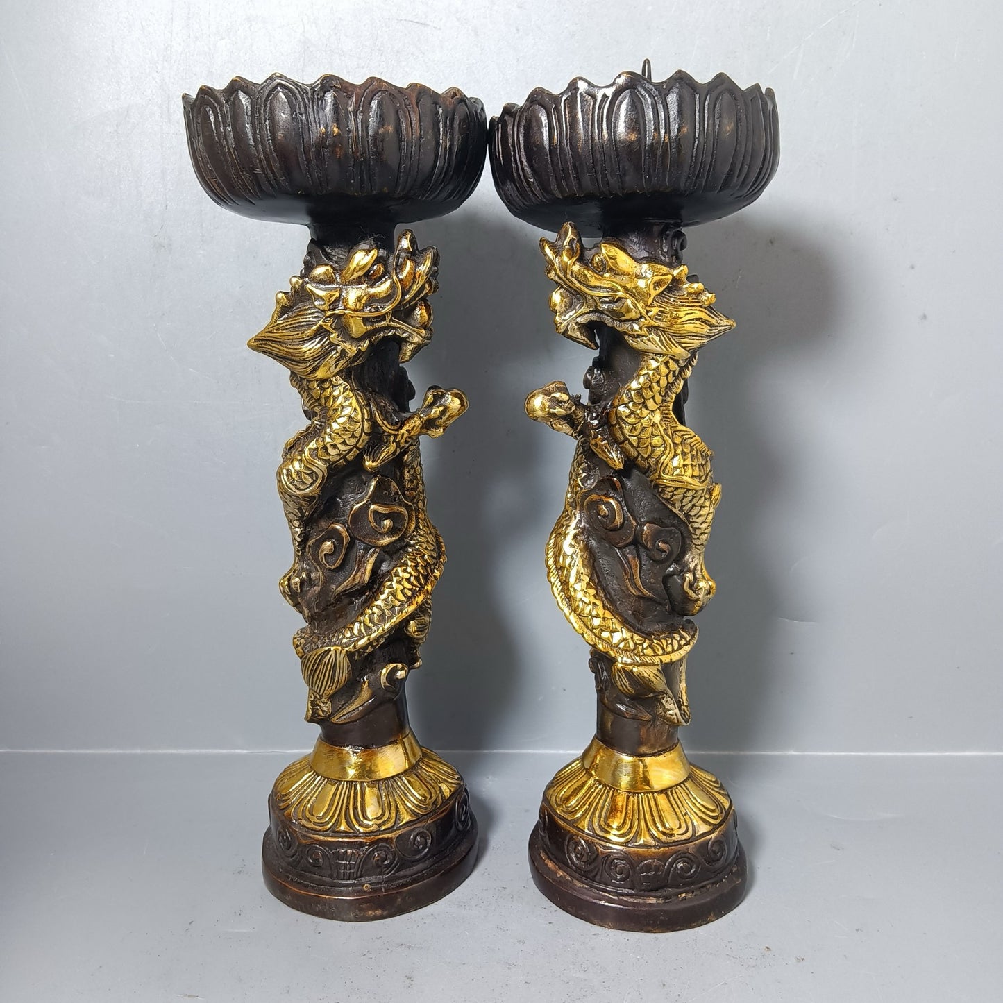 Chinese antique pure copper double dragon wax platform ornaments