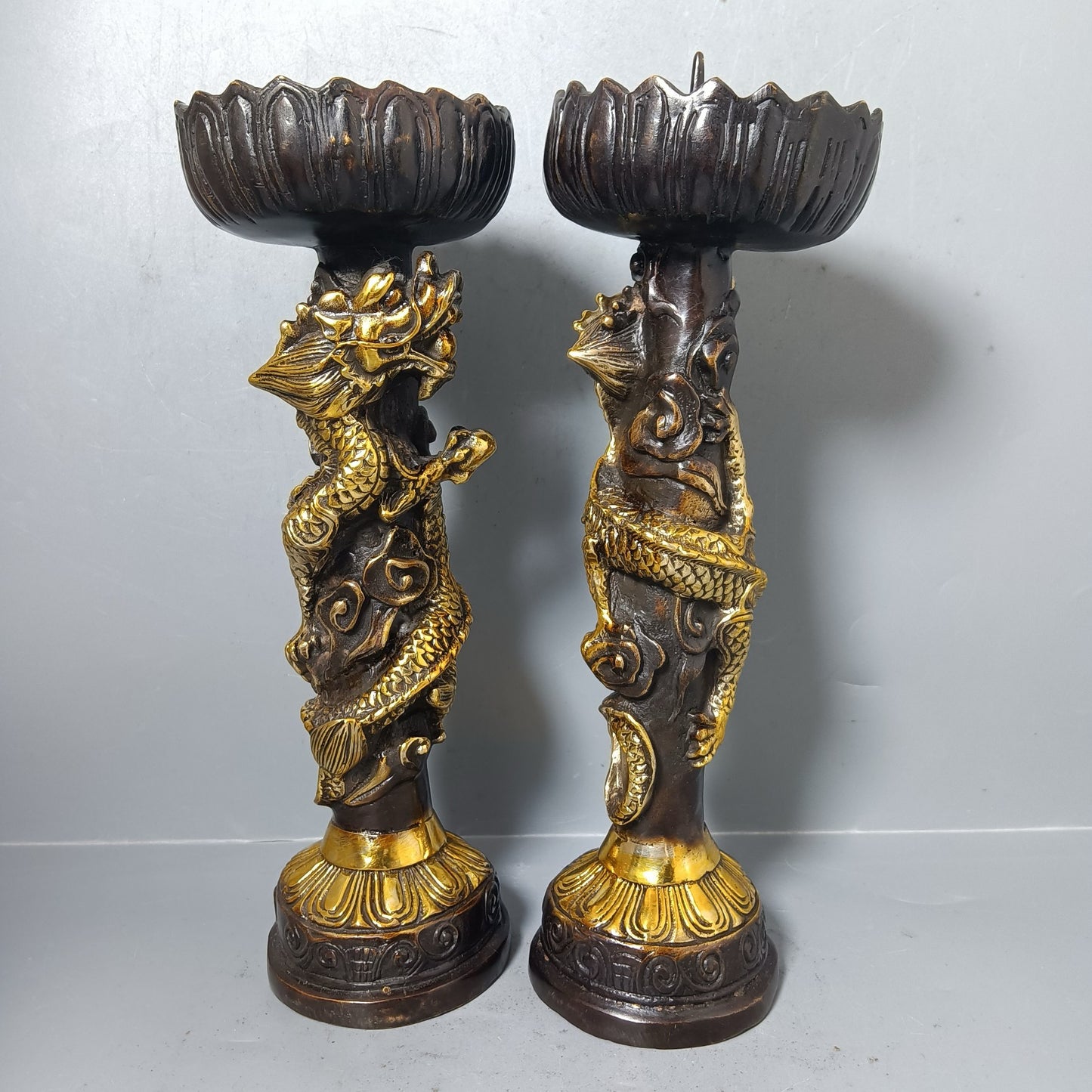 Chinese antique pure copper double dragon wax platform ornaments