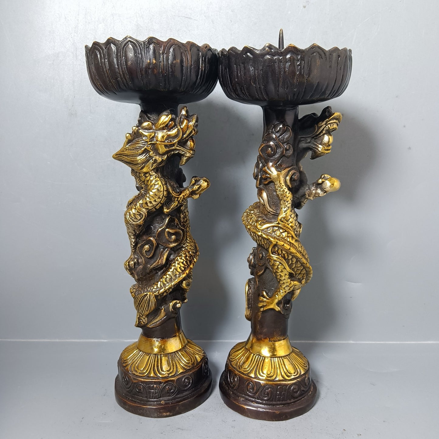 Chinese antique pure copper double dragon wax platform ornaments