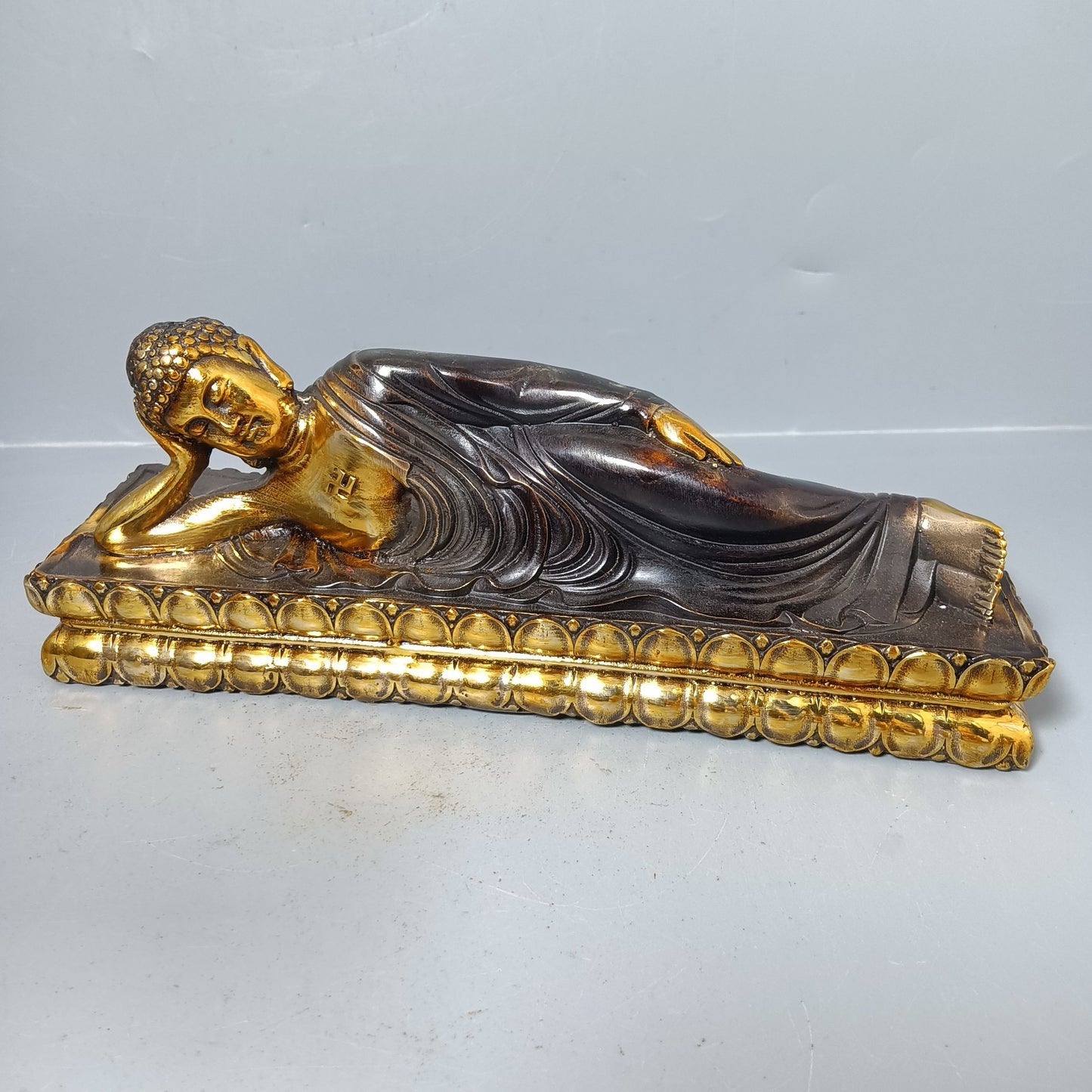 Chinese antique pure copper sleeping Buddha ornaments