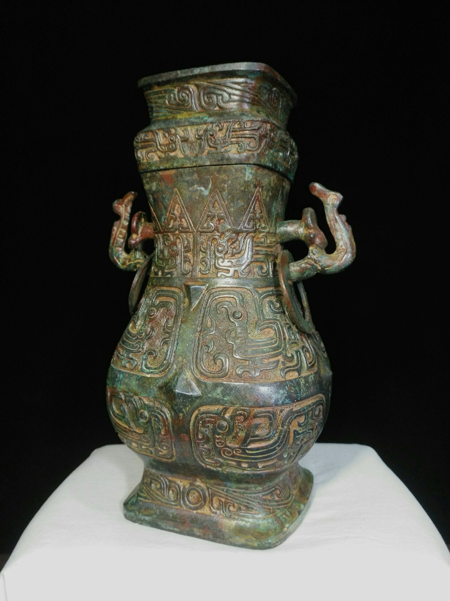 Bronze vessels and pots