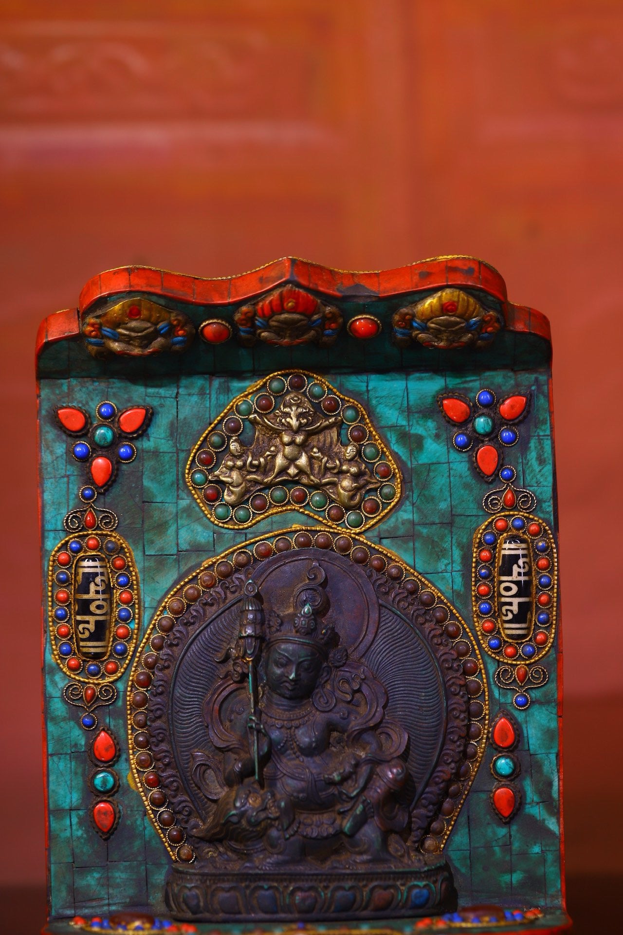 Handmade filigree inlaid gemstones, heavenly pearl Buddha niches