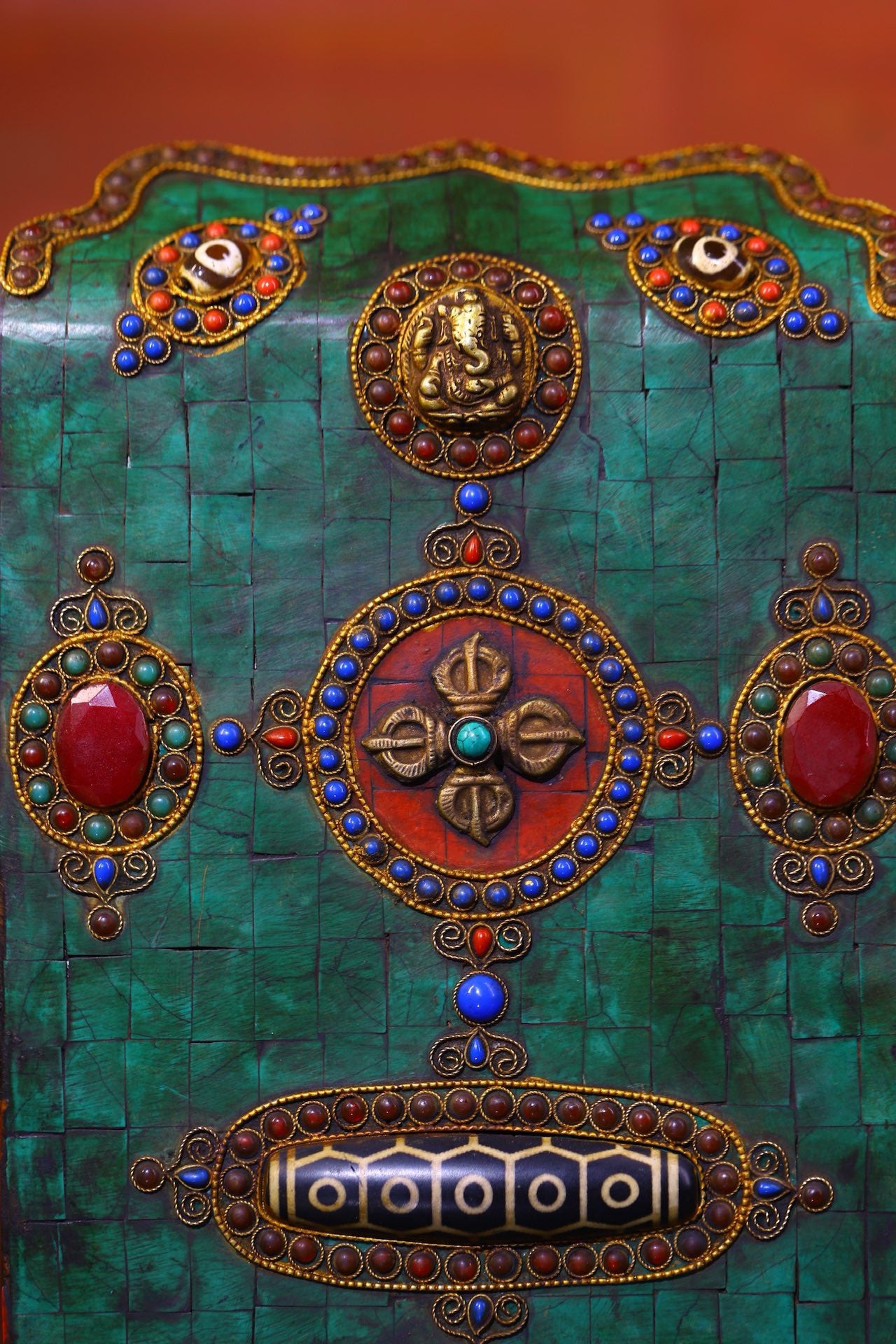 Handmade filigree inlaid gemstones, heavenly pearl Buddha niches