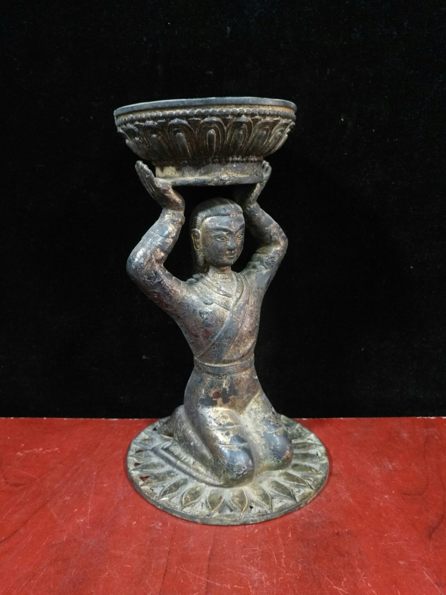 Pure copper maid oil lamp