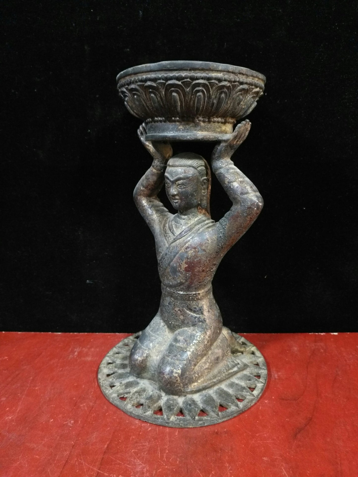Pure copper maid oil lamp