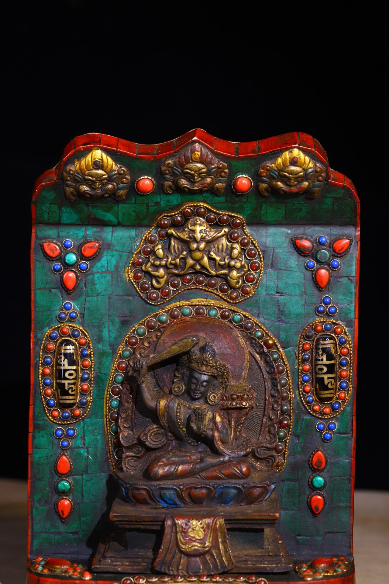 Handmade filigree inlaid gemstones, heavenly pearl Buddha niches