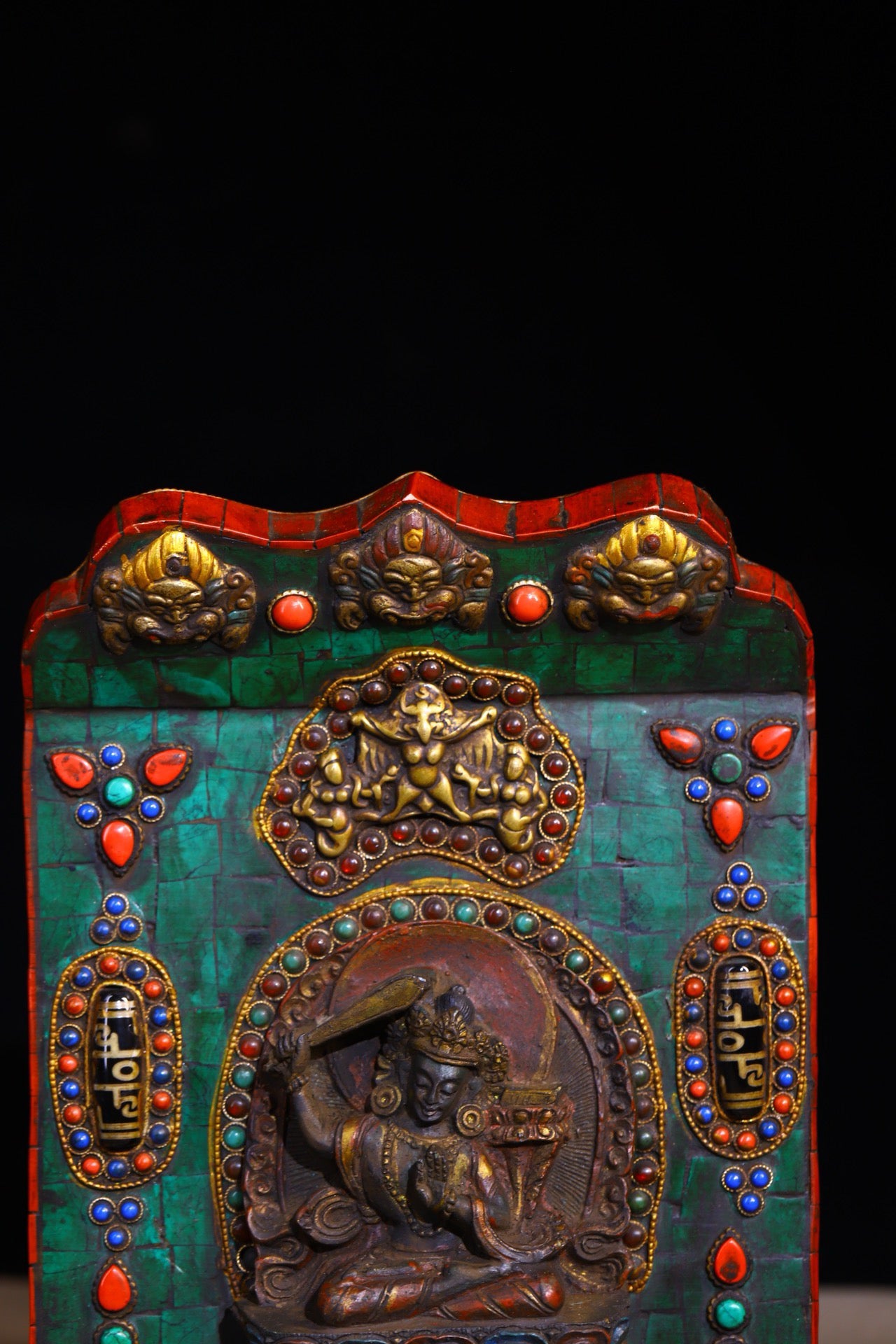 Handmade filigree inlaid gemstones, heavenly pearl Buddha niches