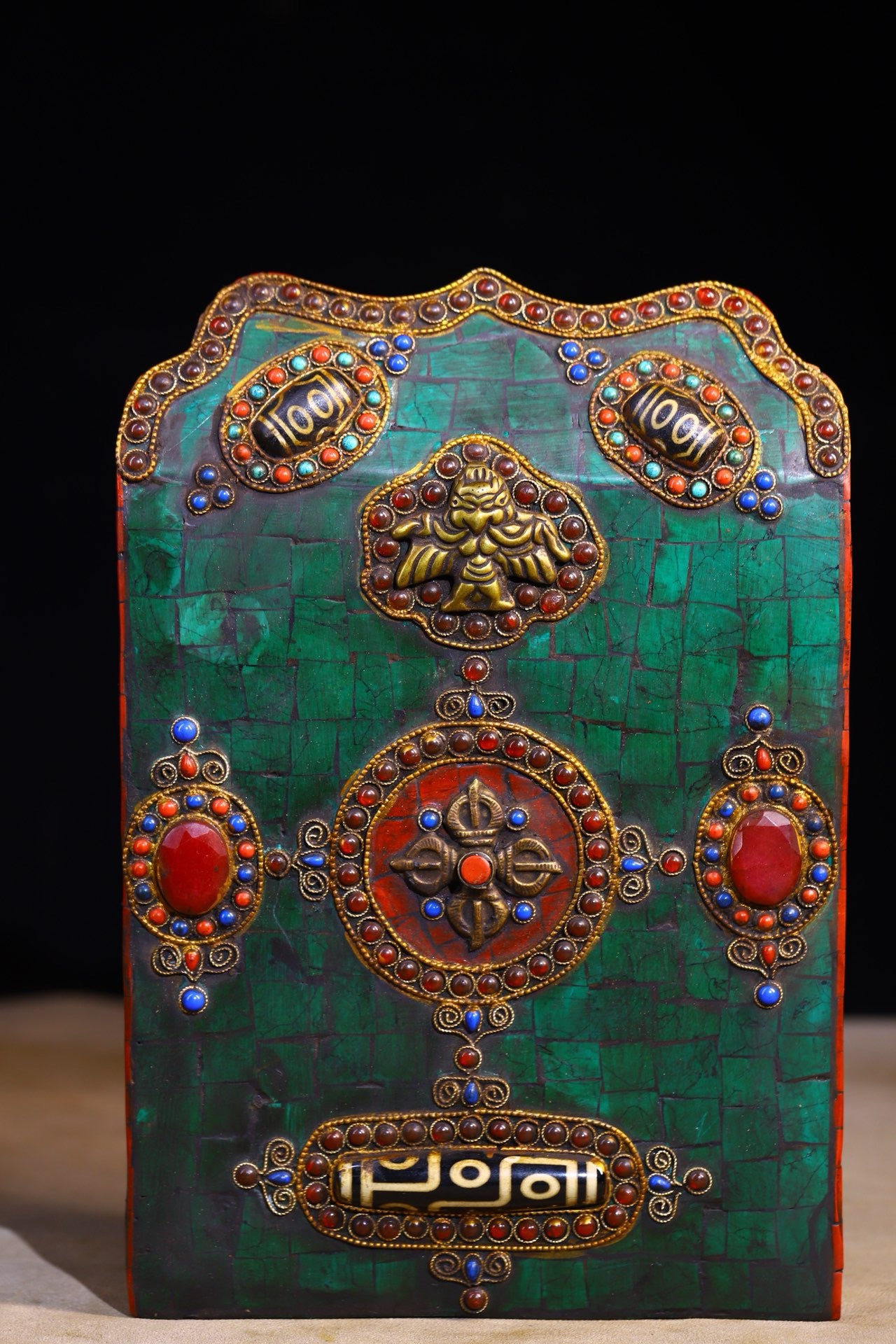 Handmade filigree inlaid gemstones, heavenly pearl Buddha niches